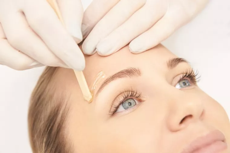 Forfait épilation pour le visage, Montreuil-sur-Mer, Aman'Beauté